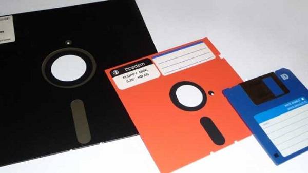 3 Jenis Floppy Disk (Disket Komputer)